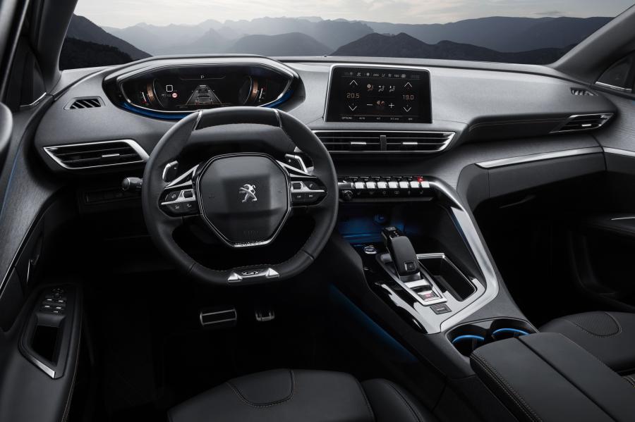 Торпедо Peugeot 3008 GT 2016 года  (WW) (фото 30 из 42)